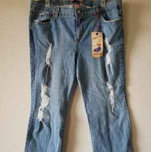 3x distressed jeans